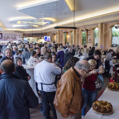 Фестивал Хляб и Вино 2019 дава старт на коледното настроение на 1 декември!