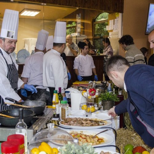 Фестивал Хляб и Вино 2019 дава старт на коледното настроение на 1 декември!